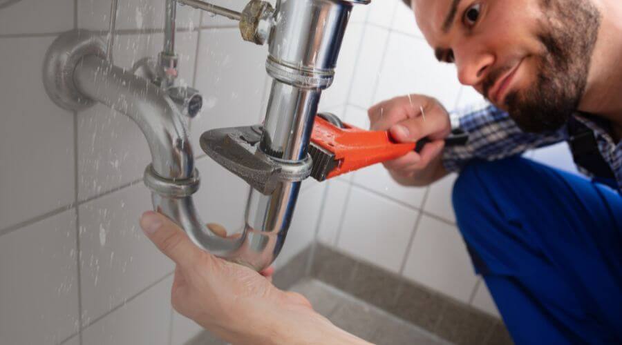 Professional same day plumber services in Camden, IL